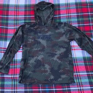 Vans Camo Boys Large Thin Long-Sleeve Hooded T-Shirt